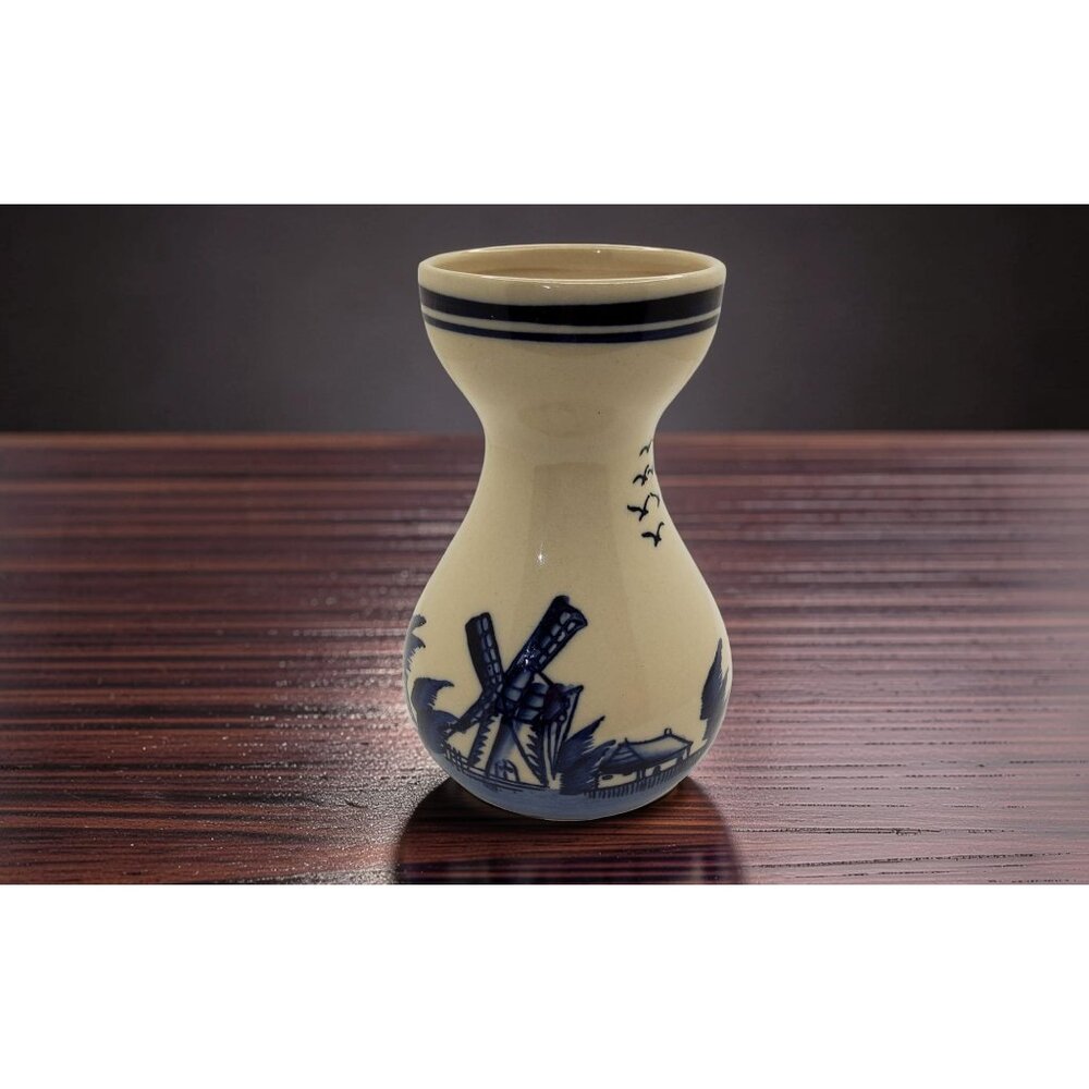 vintge porcelain delft de fles dutch windmill blue/cream color vase.